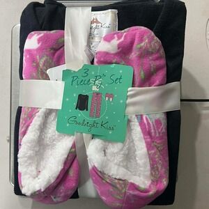 Goodnight Kiss 3 Piece Pajama Set Women's Small Black Fleece Sleepwear Slippers